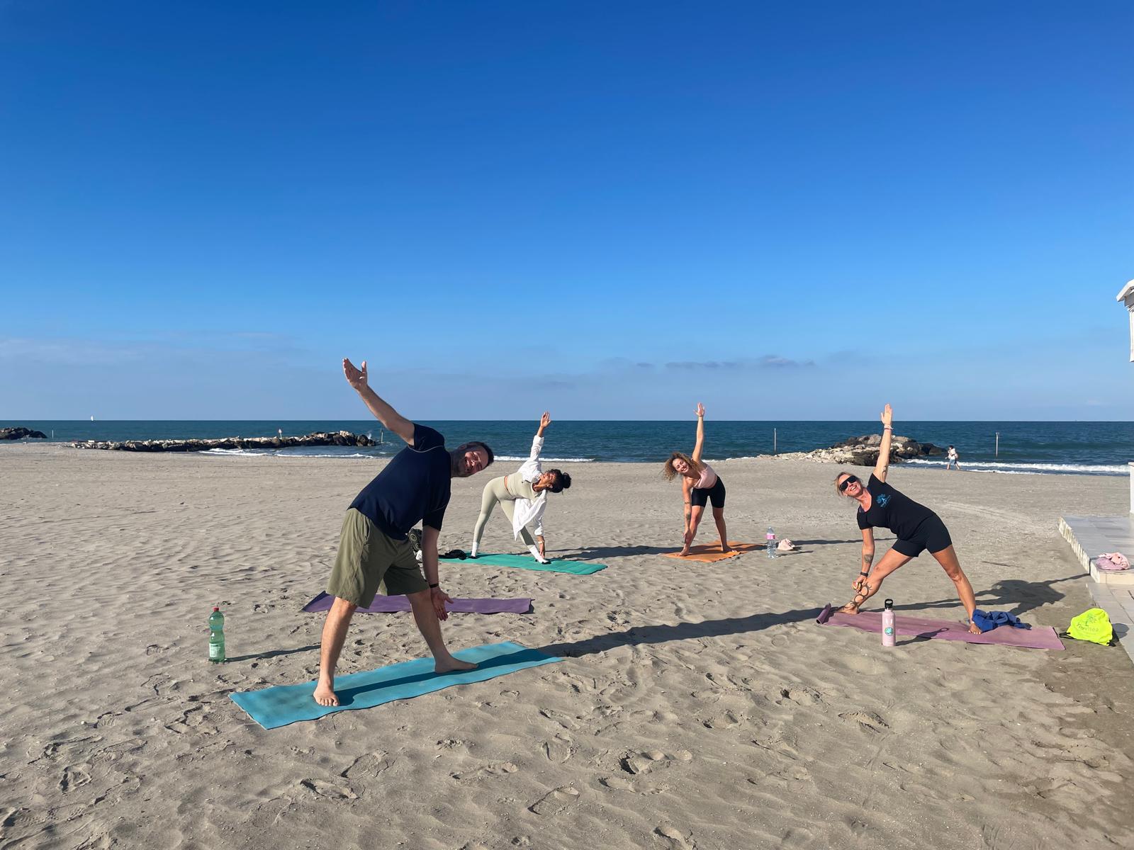 Formazione Yoga RYT 200 ore in Italia