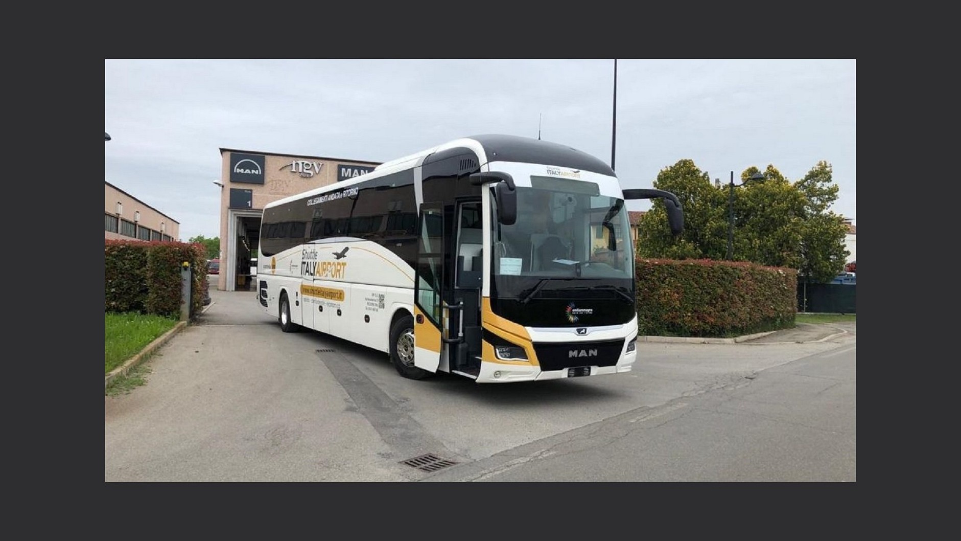 Shuttle Italy Airport