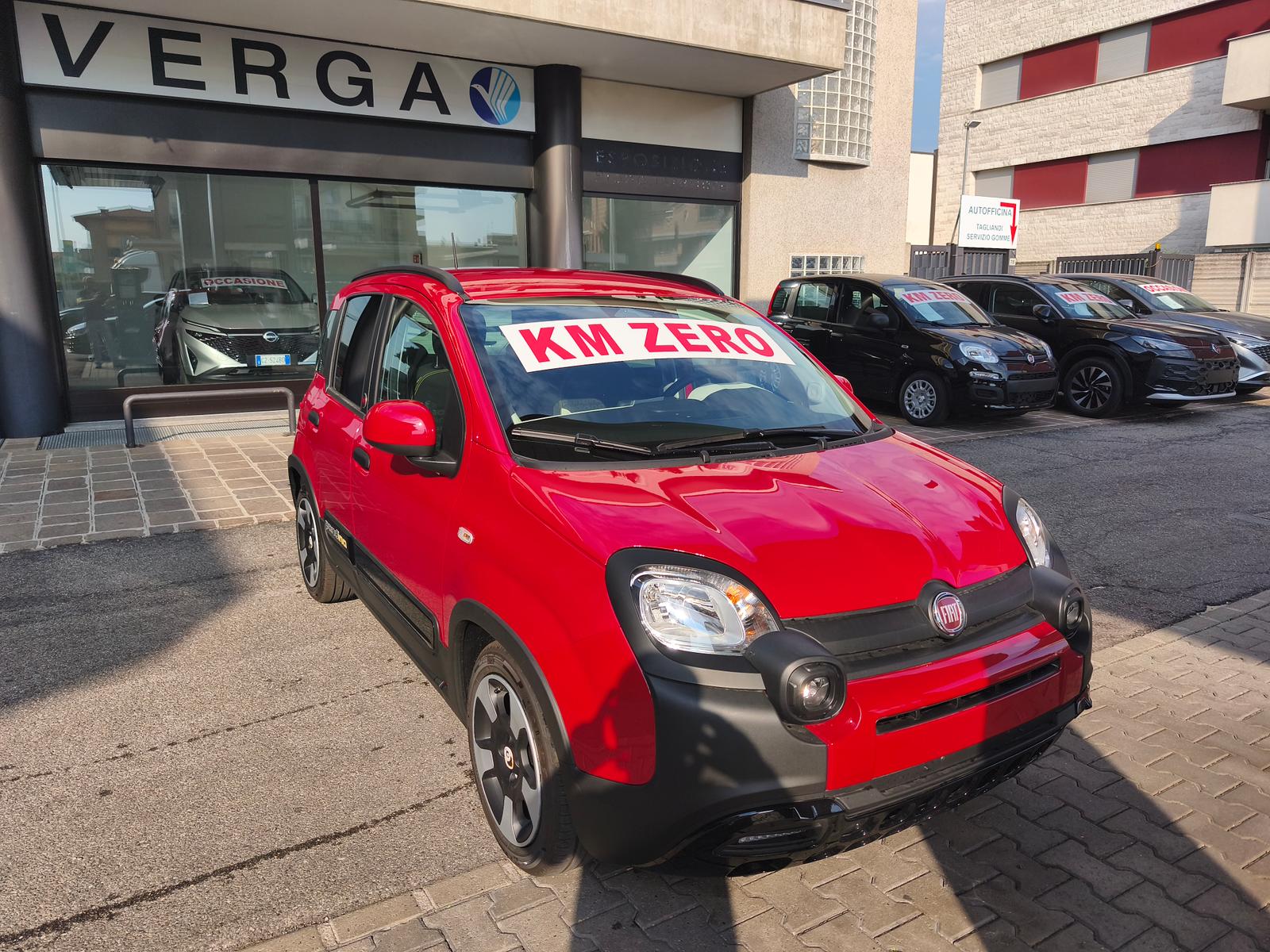 Fiat Pandina 1.0 Cross hybrid Km Zero Rosso Pastello